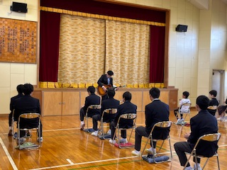 挨拶の代わりに…