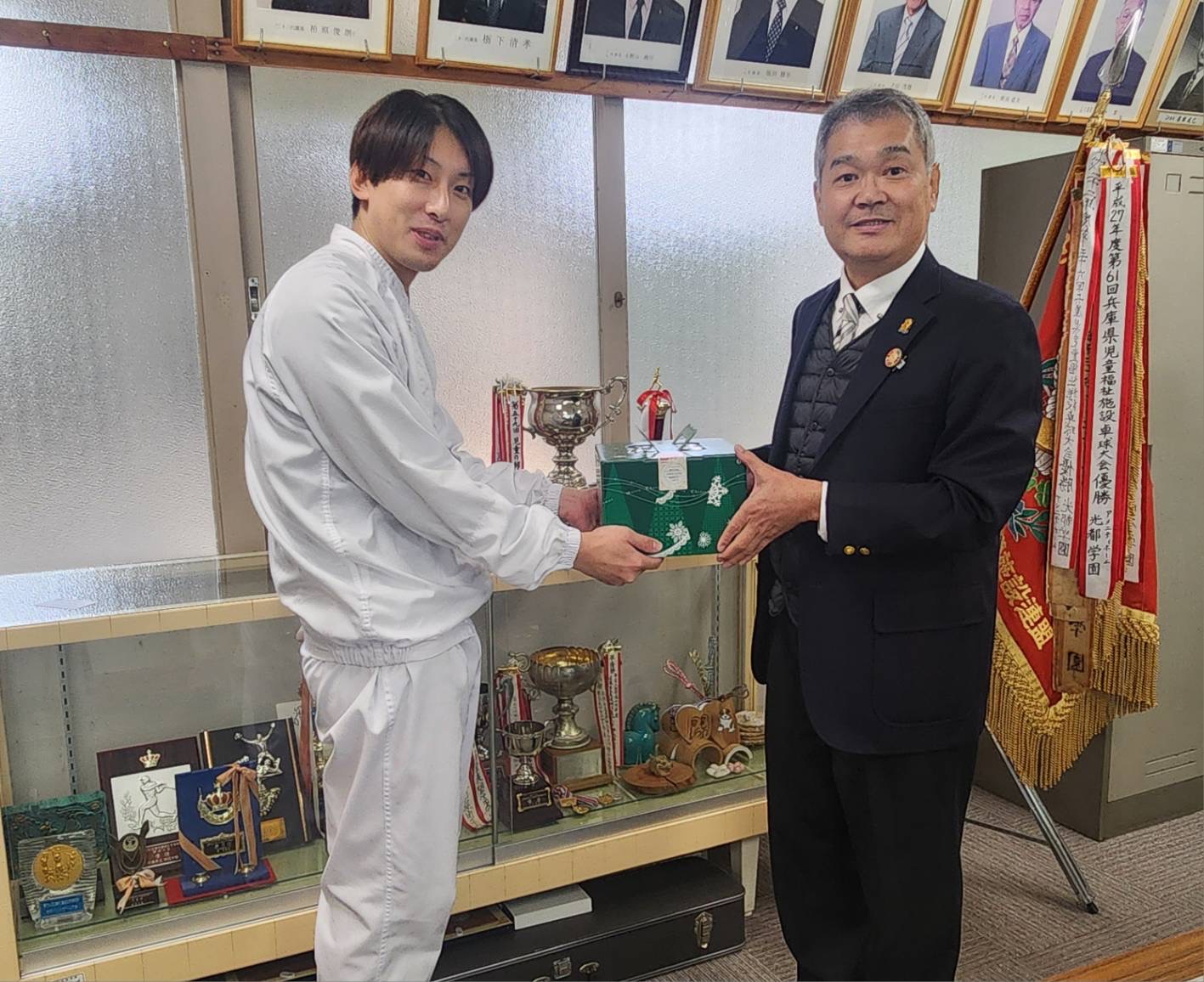 ケーキの寄贈をいただきました！