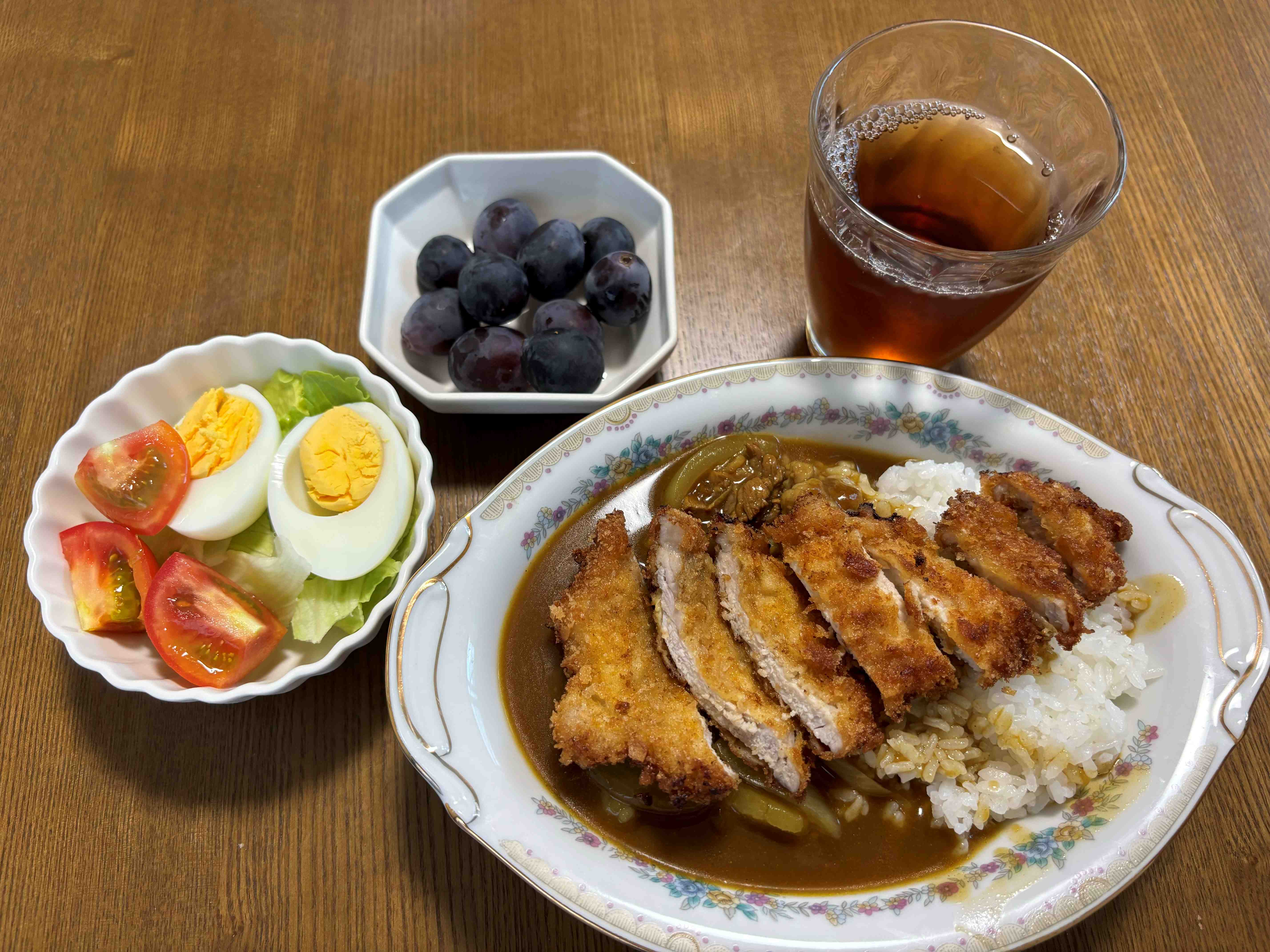 カレー＆ぶどう