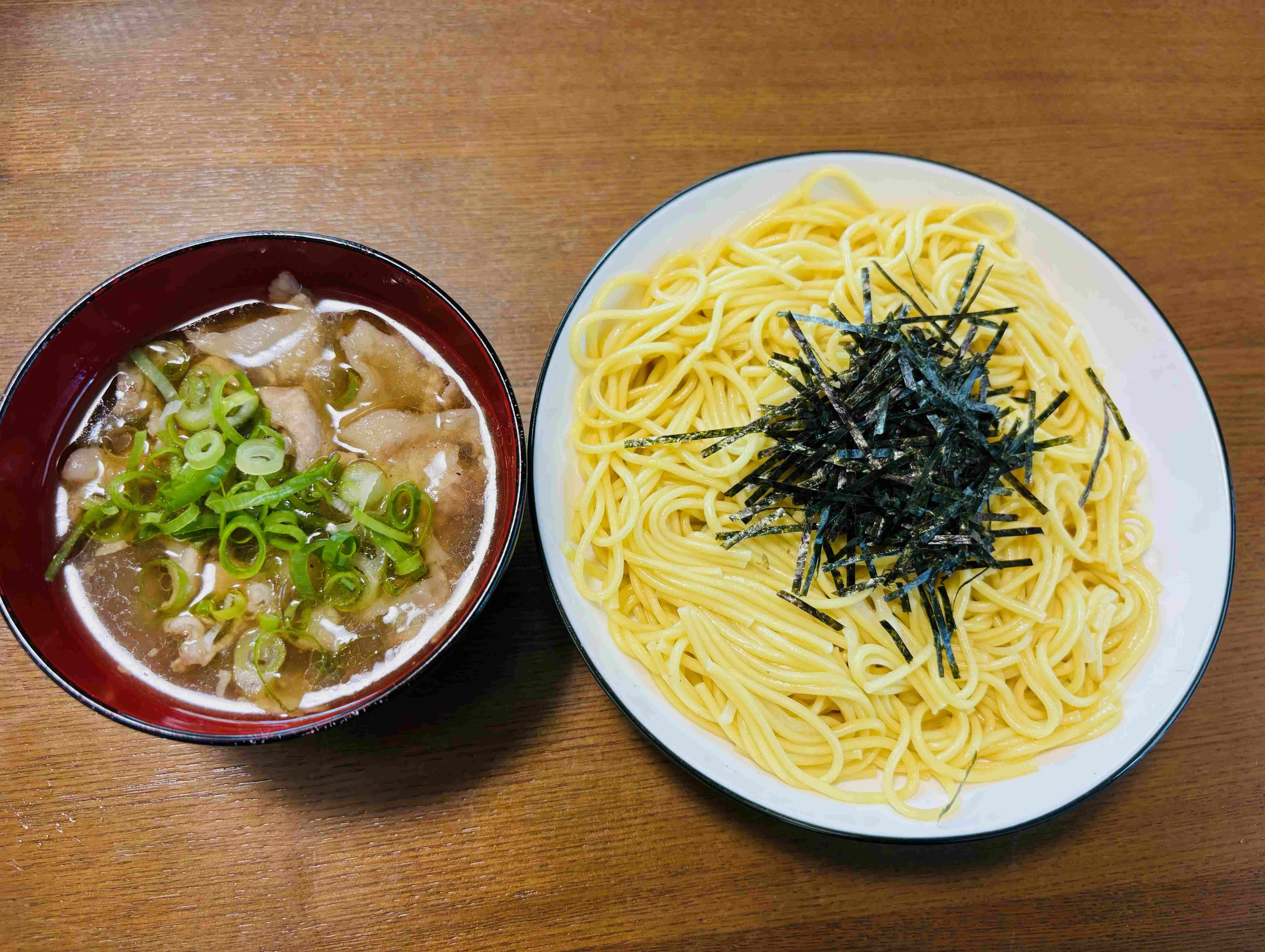 昼食〇〇つけ麺