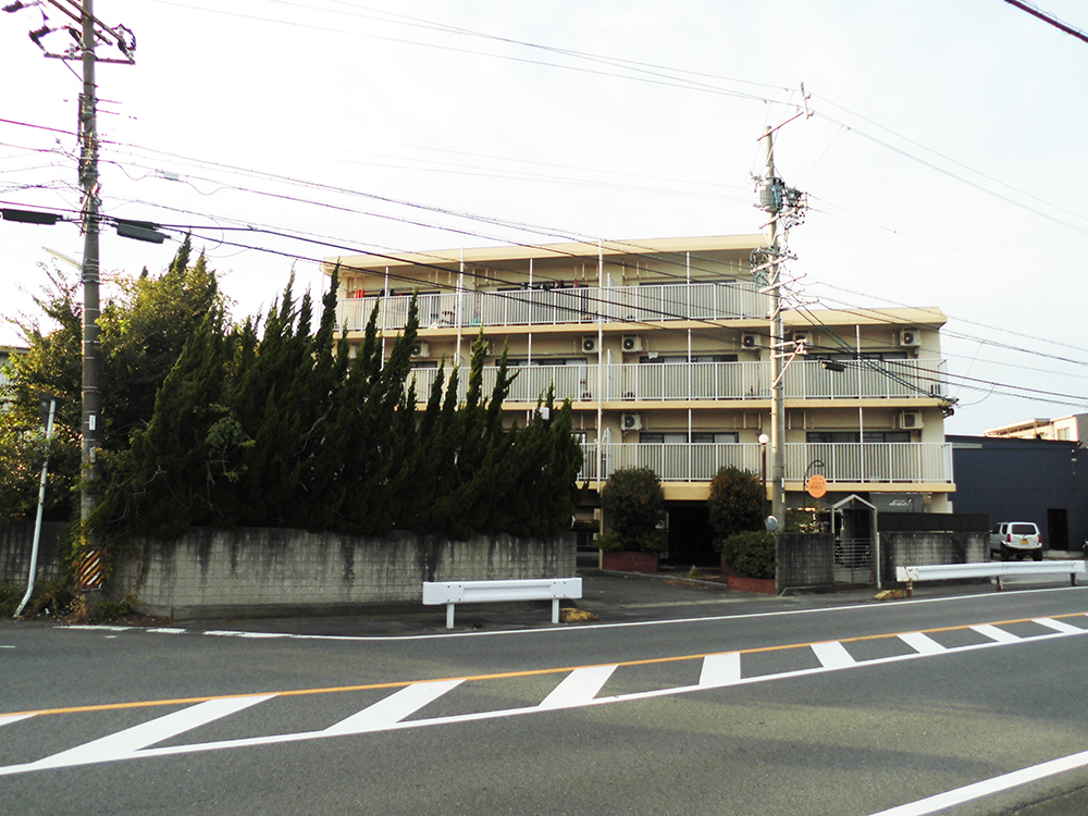 自立援助ホームつばさ