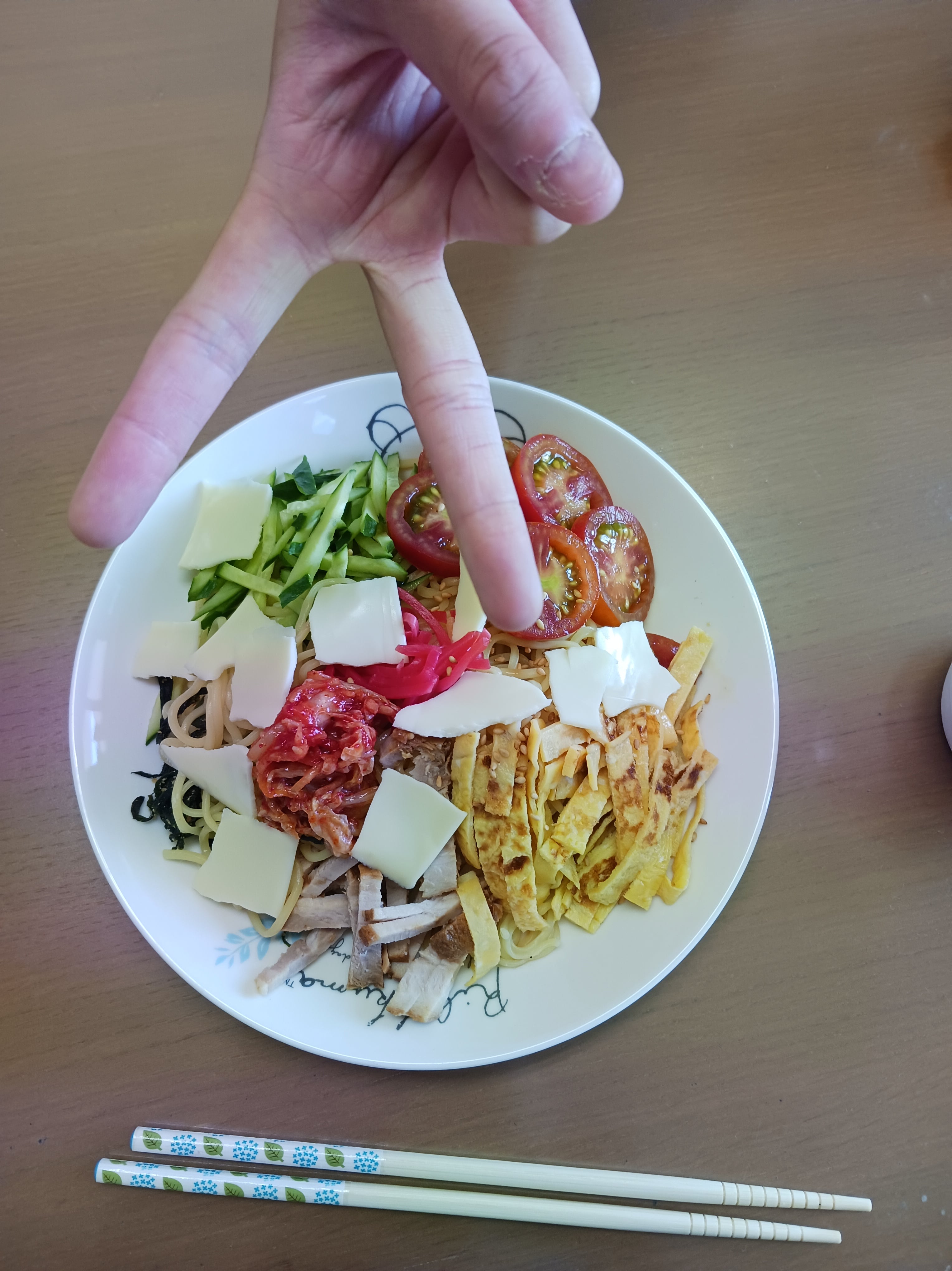 冷やし中華始まってます